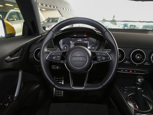 2015款45 TFSI 中控区