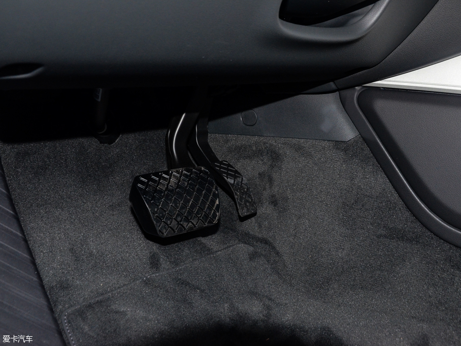 2016?yun)WA7 40 TFSI M(jn)ȡ