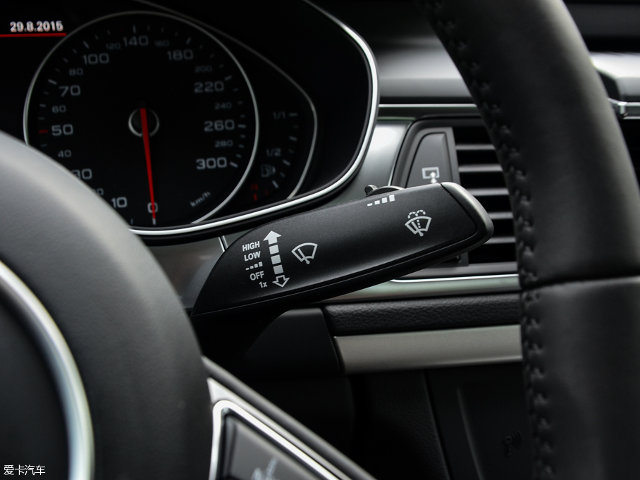 2016?yun)WA7 40 TFSI M(jn)ȡ