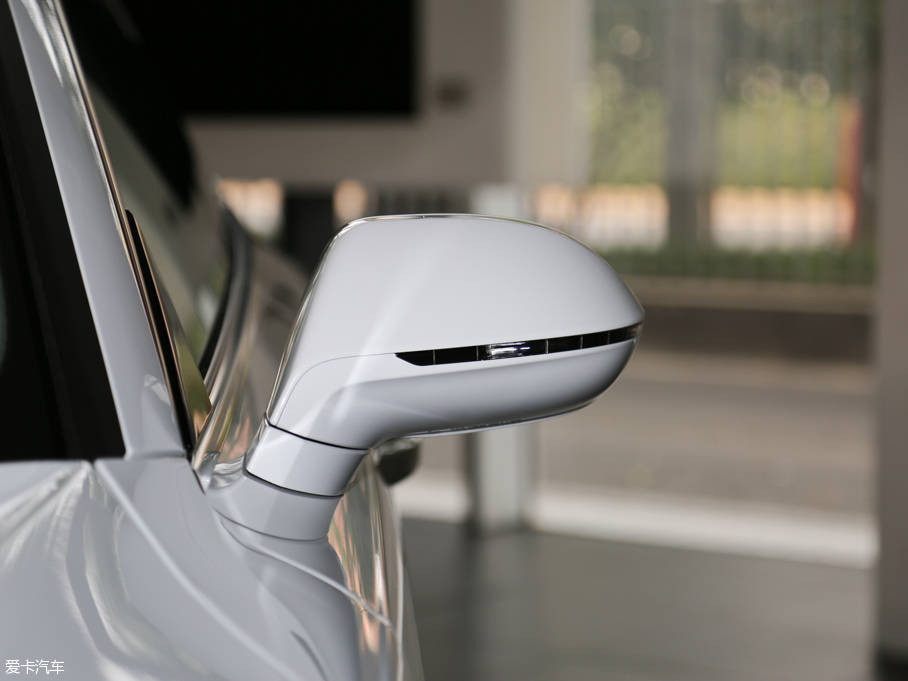 2016WA7 40 TFSI quattro g