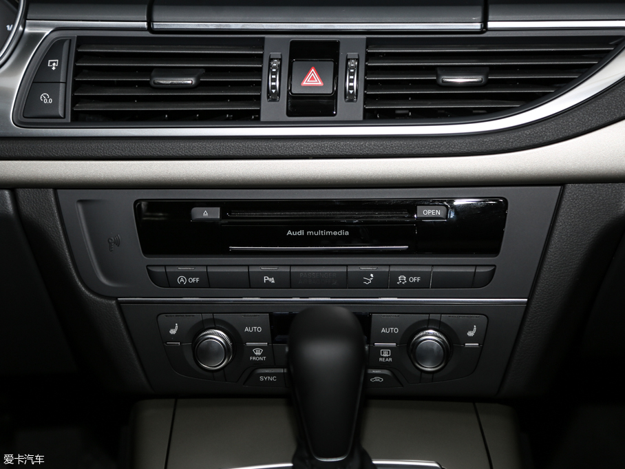 2016WA7 40 TFSI quattro g