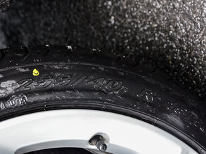 201640 TFSI Mȡ ݆̥ߴ