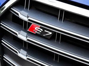 2016Sportback 4.0 TFSI quattro (x)(ji)^