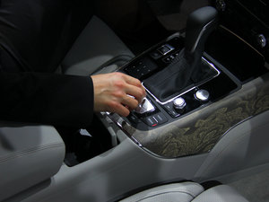 2015款2.0 TDI 中控区