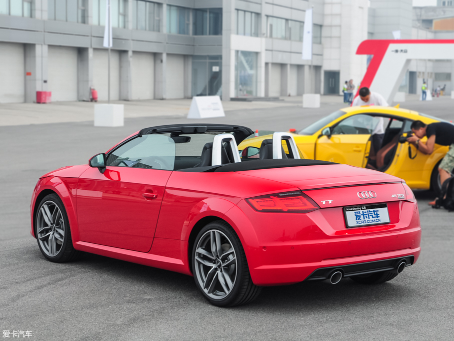 2015WTT Roadster Roadster 45 TFSI quattro