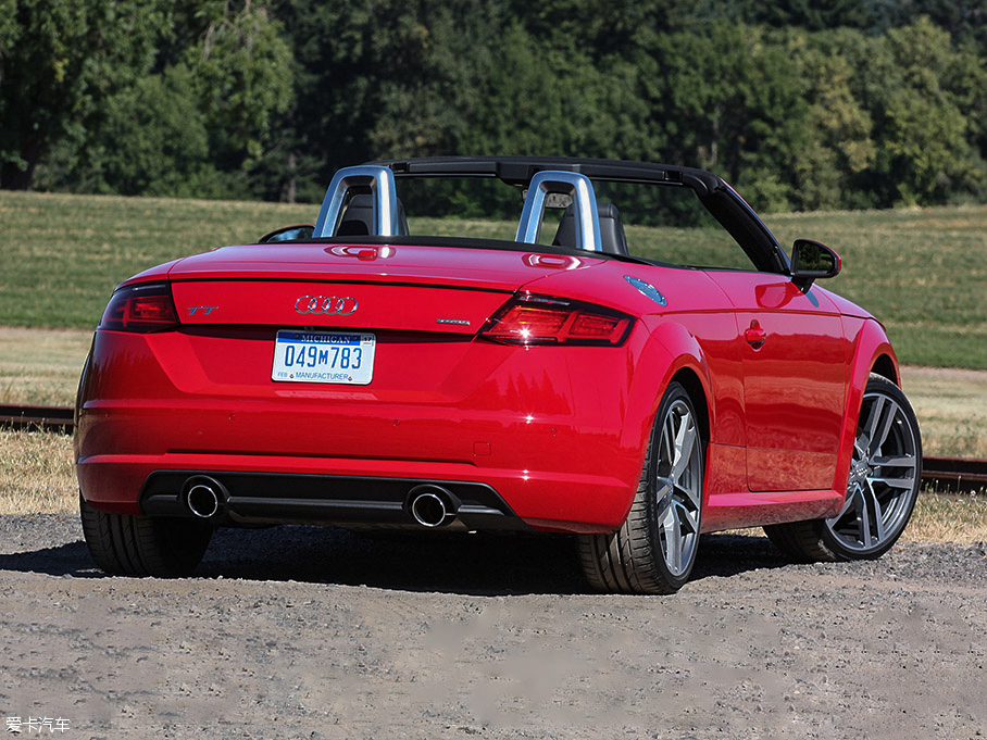 2015WTT Roadster Roadster 45 TFSI quattro
