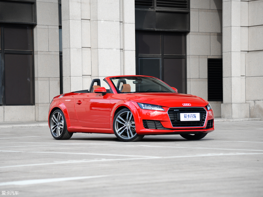 2015µTT Roadster Roadster 45 TFSI quattro