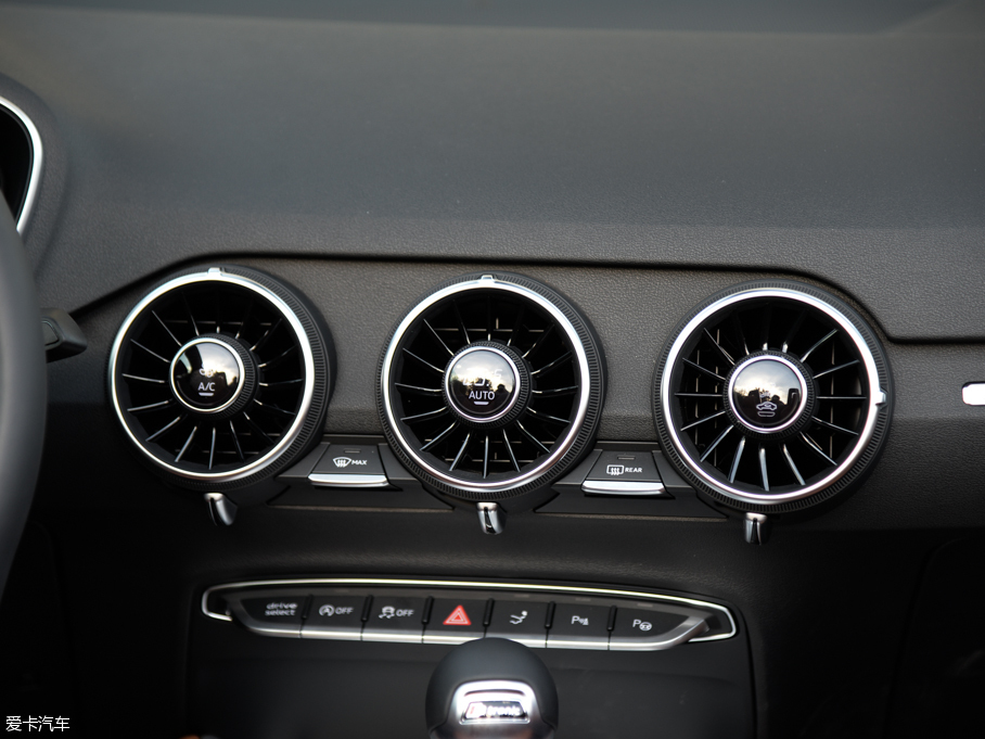 2015WTT Roadster Roadster 45 TFSI quattro