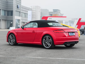 2015Roadster 45 TFSI quattro w^