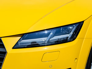 2015Roadster 45 TFSI quattro ^