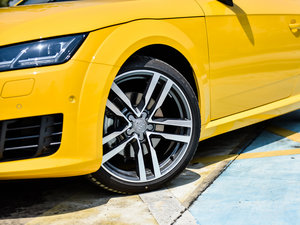 2015Roadster 45 TFSI quattro ^