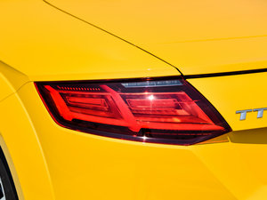 2015Roadster 45 TFSI quattro (x)(ji)^