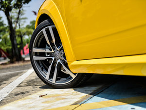 2015Roadster 45 TFSI quattro (x)(ji)^