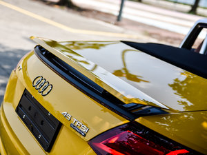 2015Roadster 45 TFSI quattro (x)(ji)^