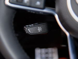 2015Roadster 45 TFSI quattro п؅^