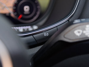 2015Roadster 45 TFSI quattro п؅^