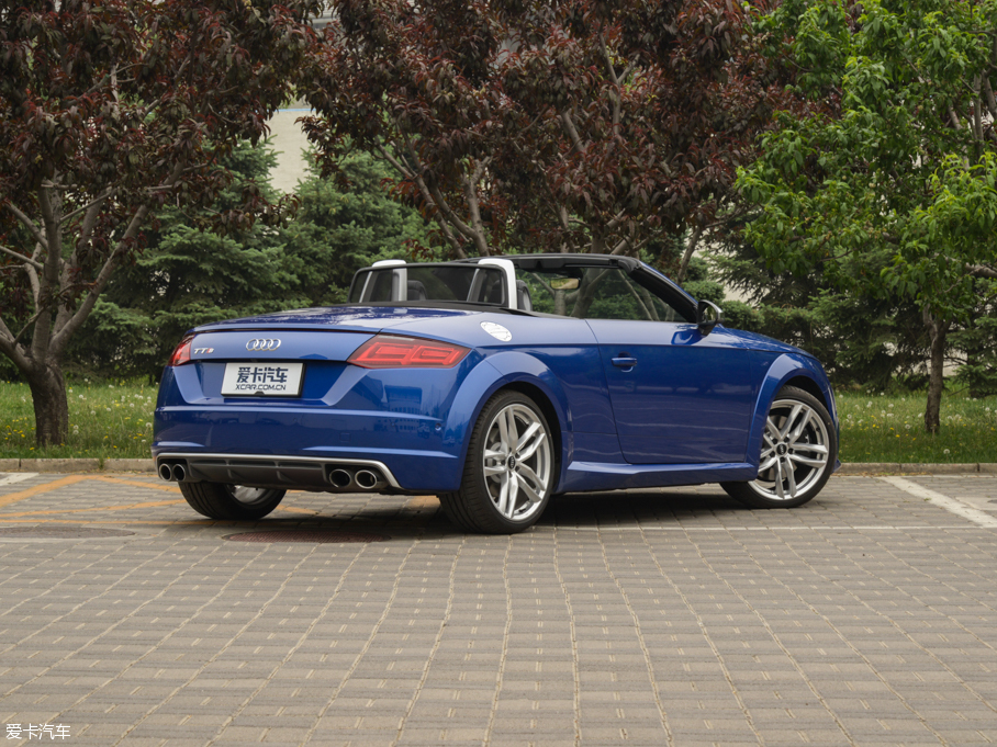 2016WTTS Roadster Roadster quattro