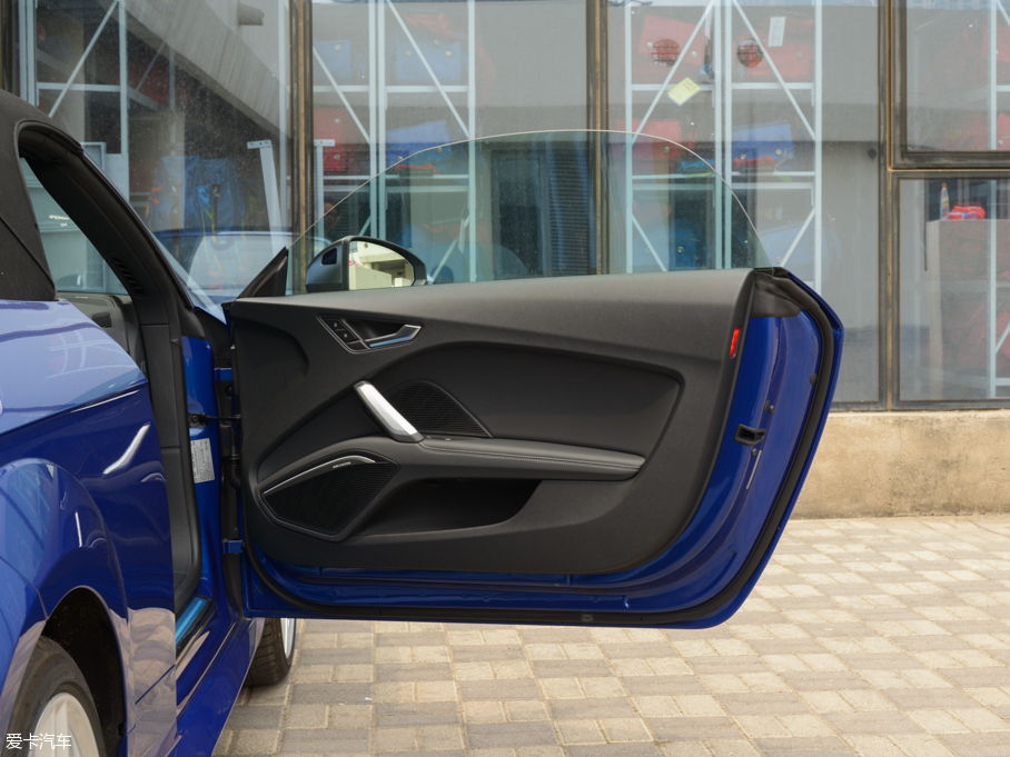 2016WTTS Roadster Roadster quattro