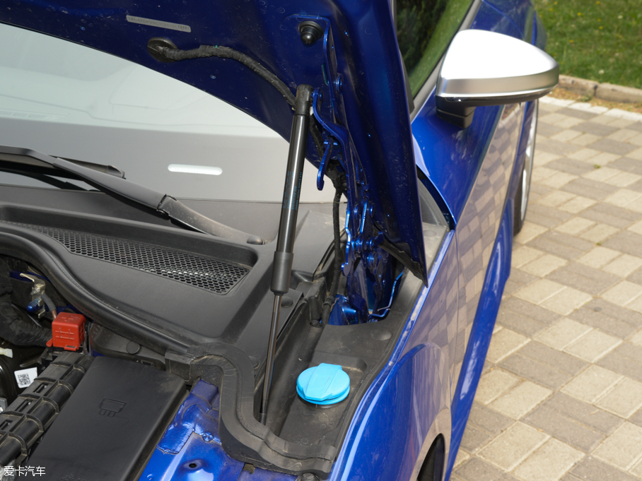 2016WTTS Roadster Roadster quattro