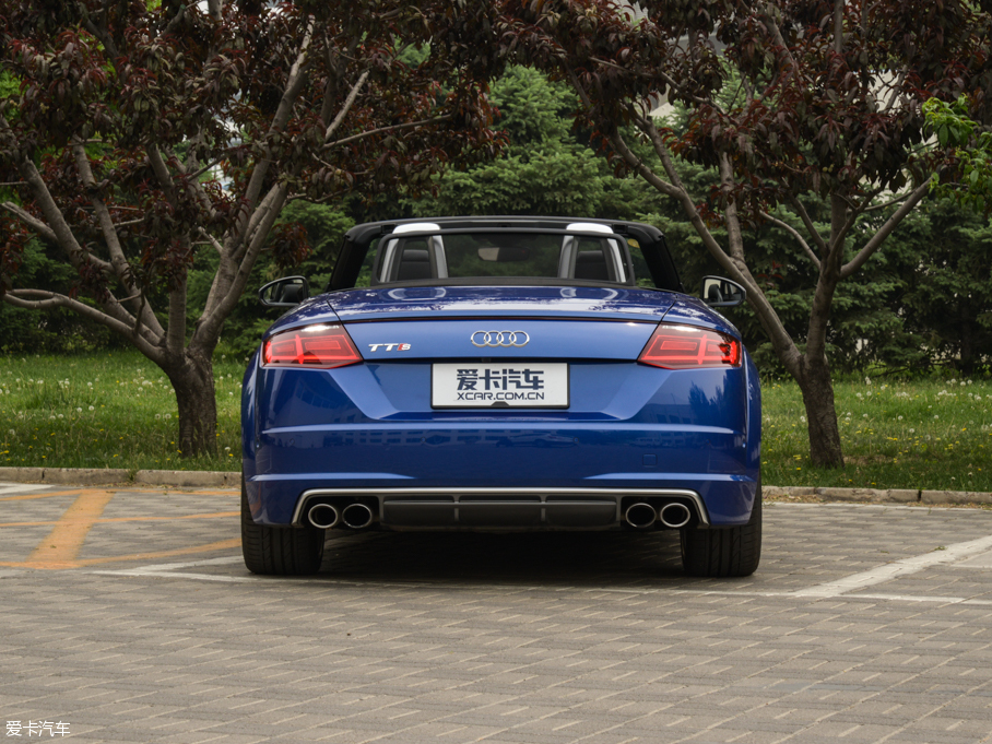 2016WTTS Roadster Roadster quattro