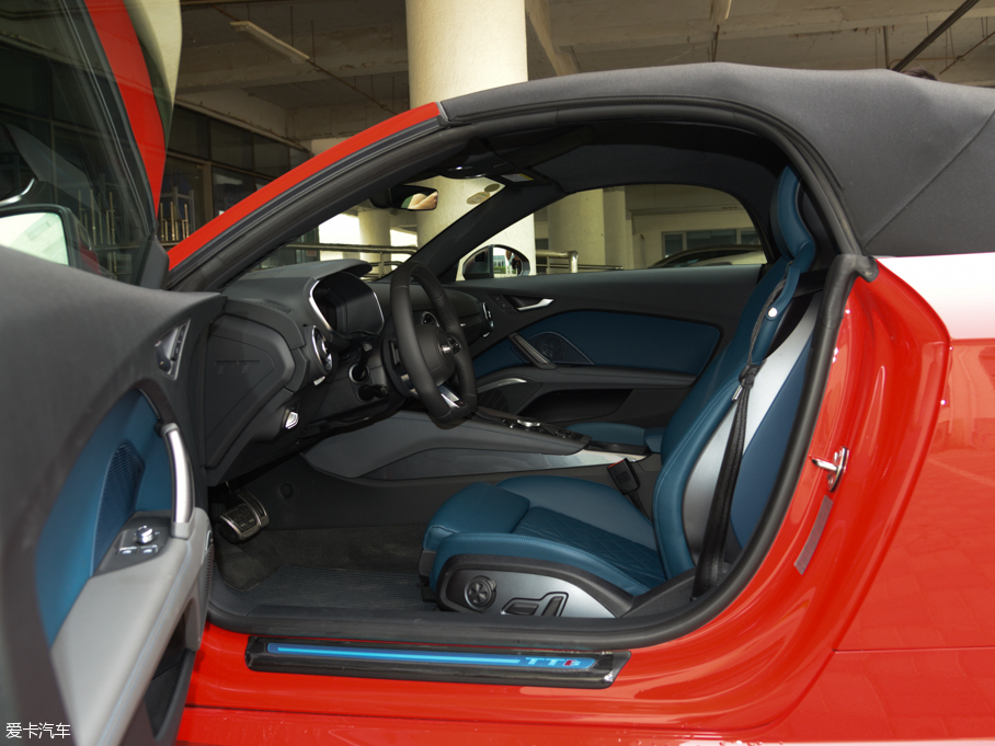 2016WTTS Roadster Roadster quattro