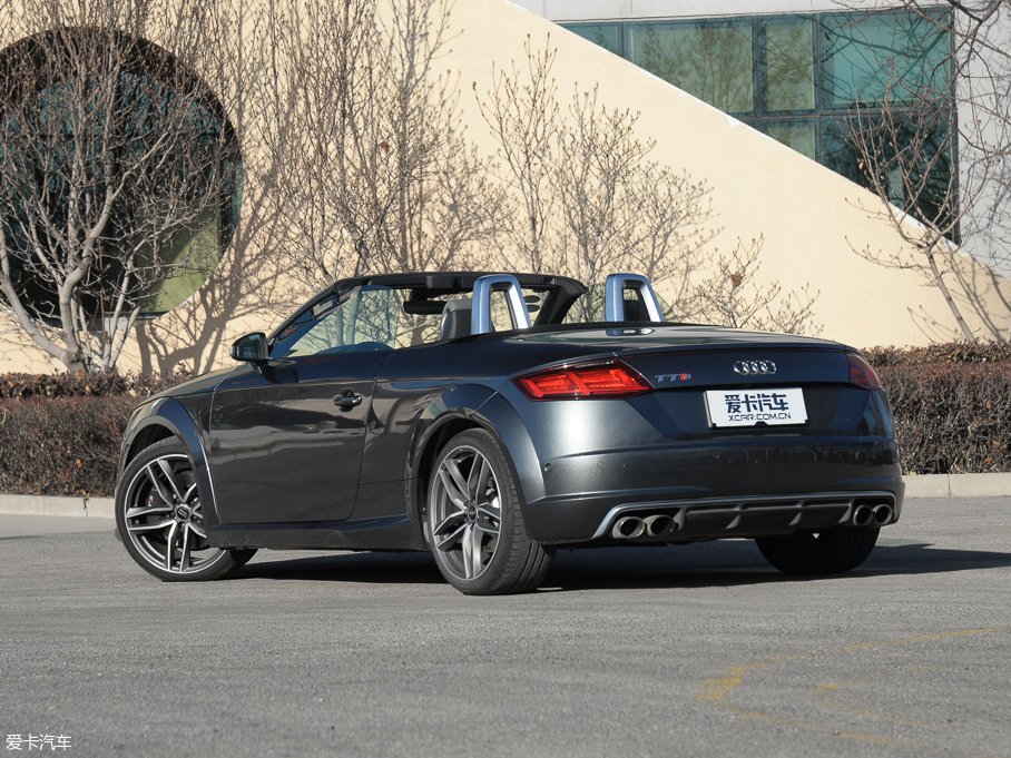 2016WTTS Roadster Roadster quattro