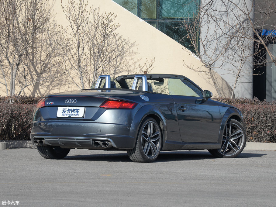 2016?yun)WTTS Roadster Roadster quattro