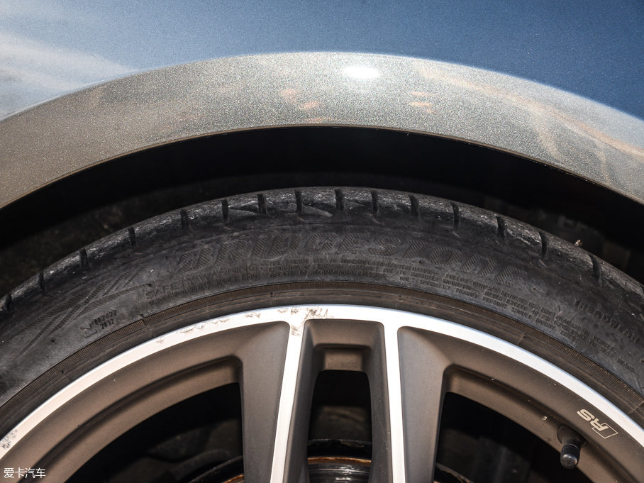 2016?yun)WTTS Roadster Roadster quattro