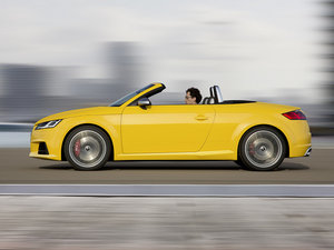 2016Roadster quattro w^