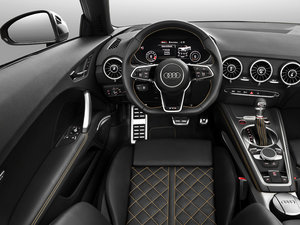 2016Roadster quattro п؅^(q)