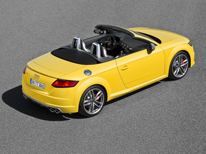 2016Roadster quattro w^