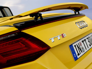 2016Roadster quattro ^