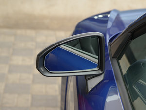 2016Roadster quattro ^