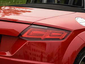 2016Roadster quattro (x)(ji)^