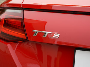 2016Roadster quattro (x)(ji)^