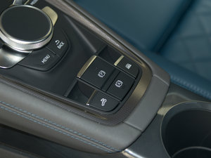 2016Roadster quattro п؅^(q)