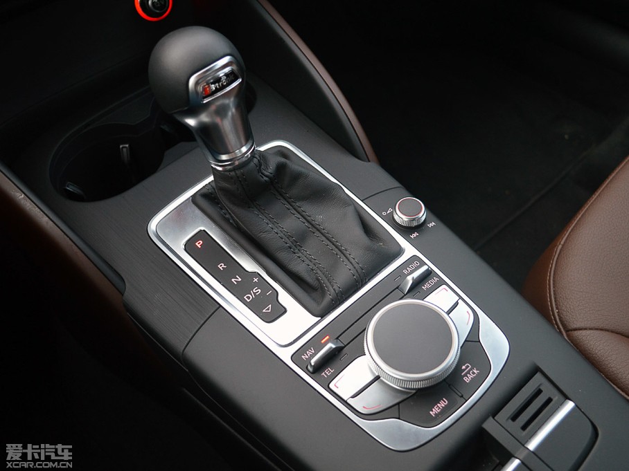 2015WA3 Limousine(M) 2.0T quattro 