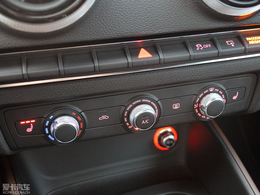 2015WA3 Limousine(M) 2.0T quattro 