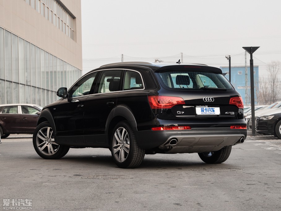 2015µQ7 40 TFSI ذ