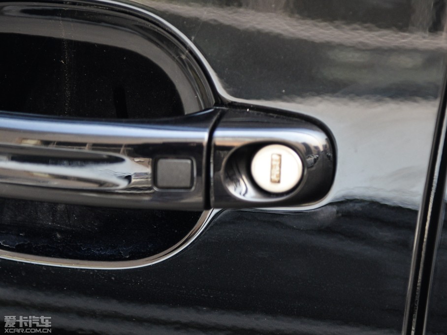 2015��?yu��n)W��Q7 40 TFSI ��ذ�