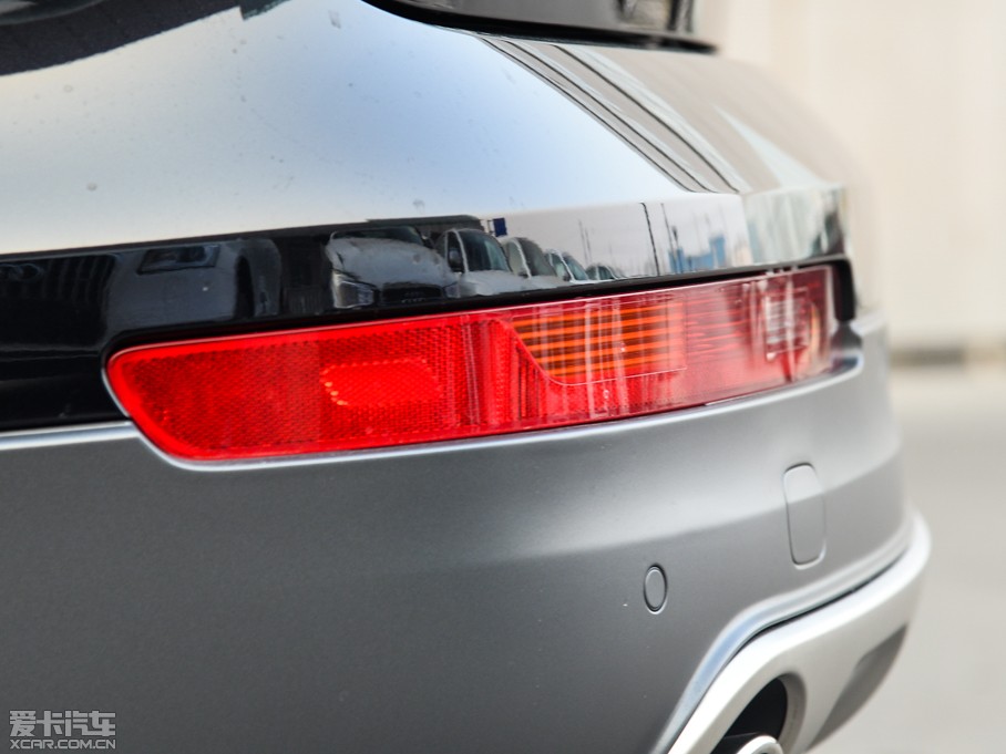 2015?yun)WQ7 40 TFSI ذ