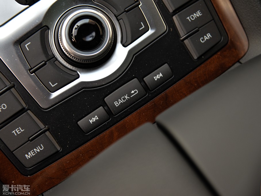 2015��W��Q7 40 TFSI ��ذ�