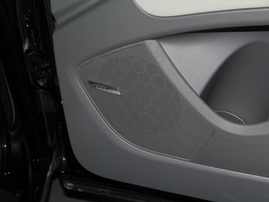 201535 TFSI \(yn)(dng) g