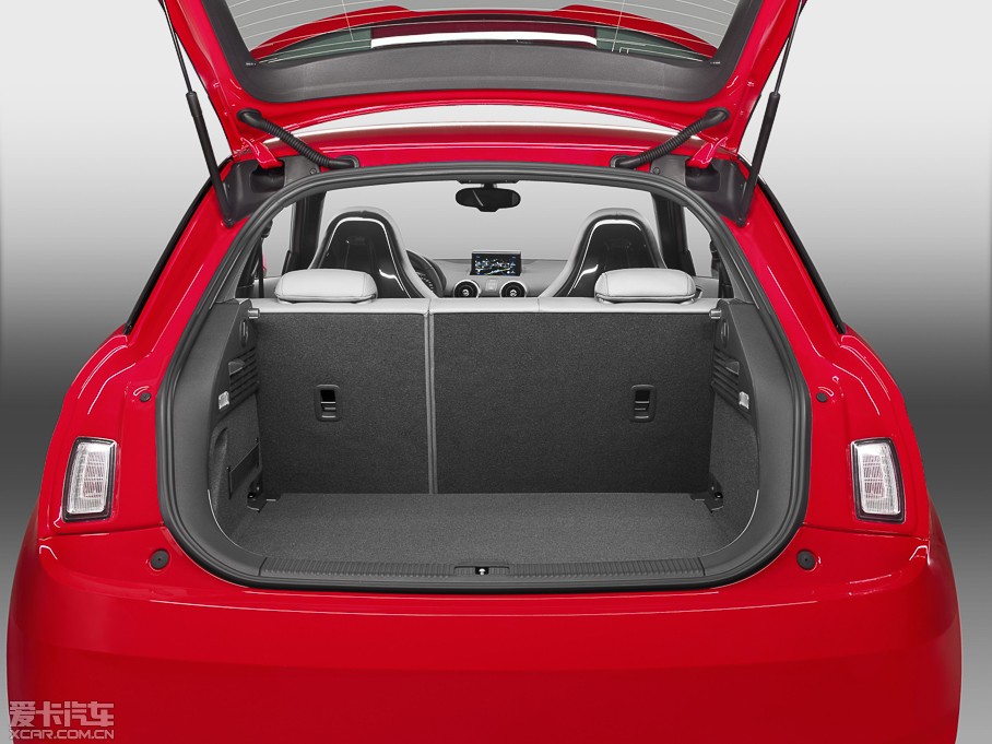 2016WA1 30 TFSI Sportback \Ӱ