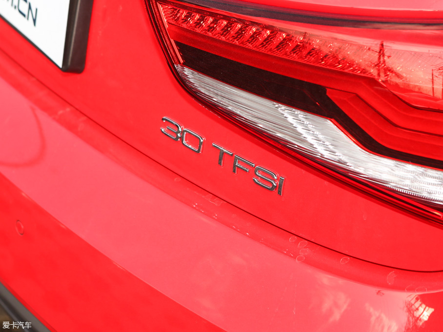 2016WA1 30 TFSI Sportback \Ӱ