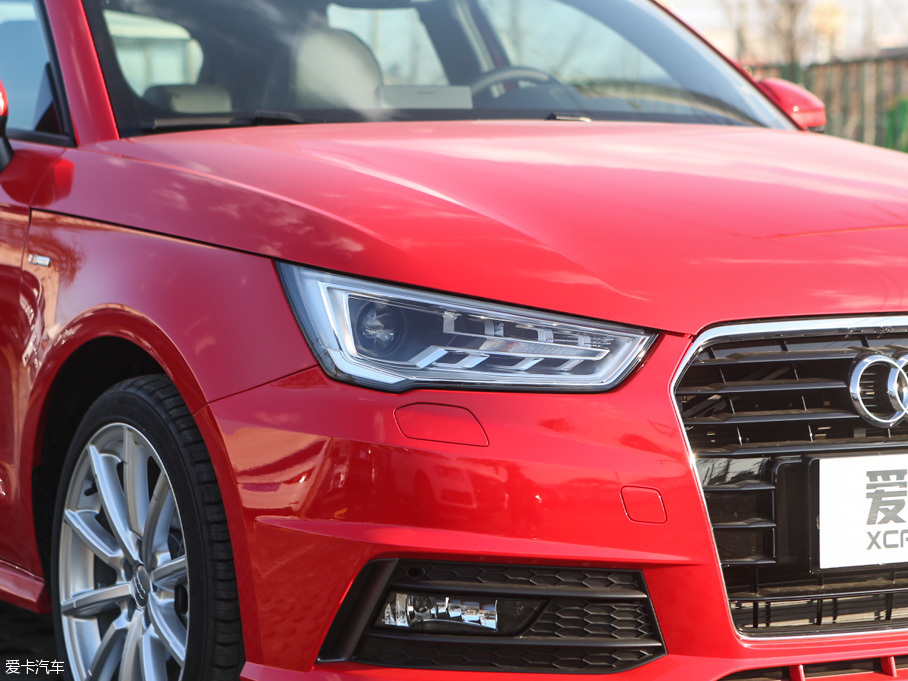 2016WA1 30 TFSI Sportback \Ӱ