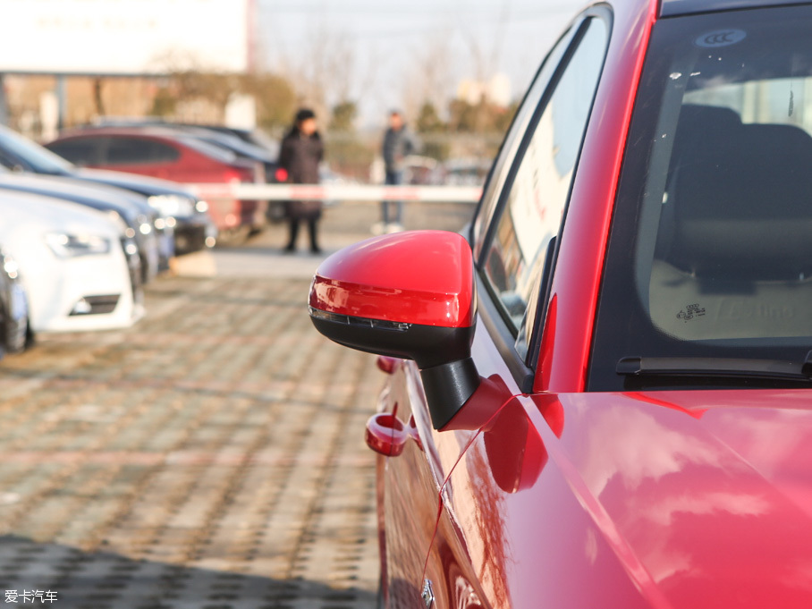 2016WA1 30 TFSI Sportback \Ӱ