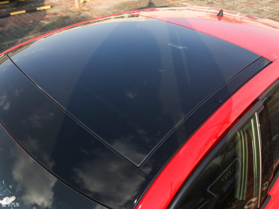 2016WA1 30 TFSI Sportback \Ӱ