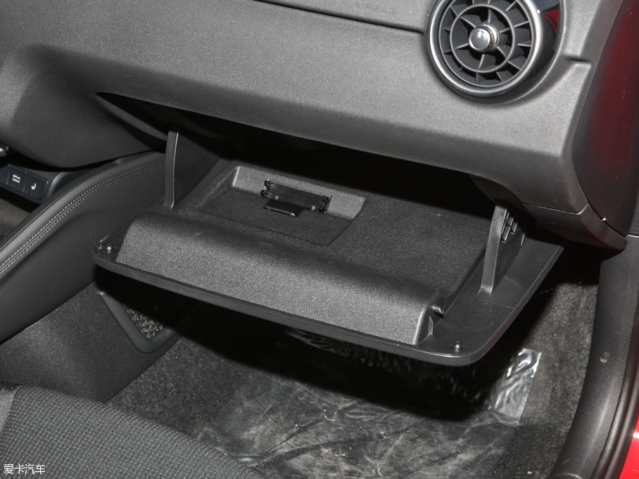 2016WA1 30 TFSI Sportback \Ӱ