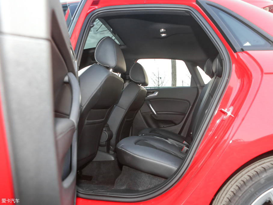 2016WA1 30 TFSI Sportback \Ӱ